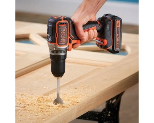 Аккумуляторная бесщеточная дрель-шуруповерт BLACK+DECKER BL186KB