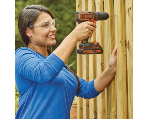 Аккумуляторная дрель-шуруповерт BLACK+DECKER BDCDC18KB