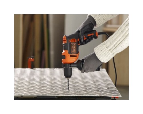 Дрель сетевая ударная BLACK+DECKER BEH710K