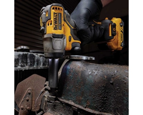 Гайковерт ударный аккумуляторный бесщеточный DeWALT DCF902N