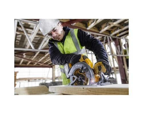 Пила дисковая аккумуляторная DeWALT DCS578NT
