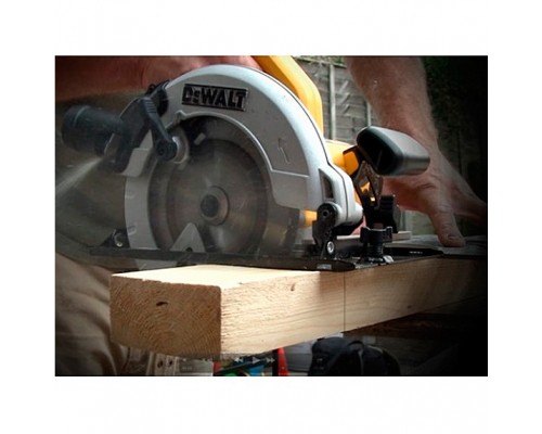 Пила дискова мережева DeWALT DWE560