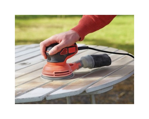 Шлифмашина эксцентриковая сетевая BLACK+DECKER KA199