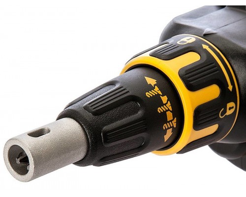 Шуруповерт аккумуляторный бесщеточный DeWALT DCF620N, 18V XR Li-Ion