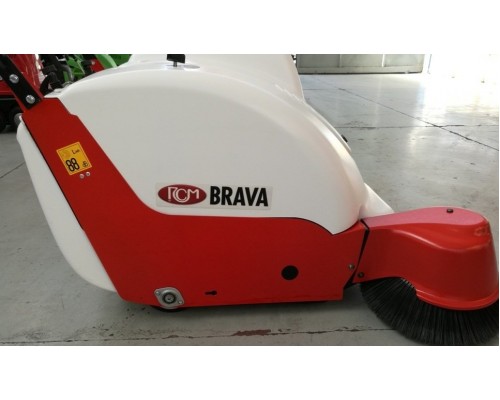 Підмітальна машина RCM BRAVA 900 ET