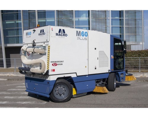 Подметально-уборочная машина Macroclean M60 Plus S3 (STAGE IIIA - Euro 4)