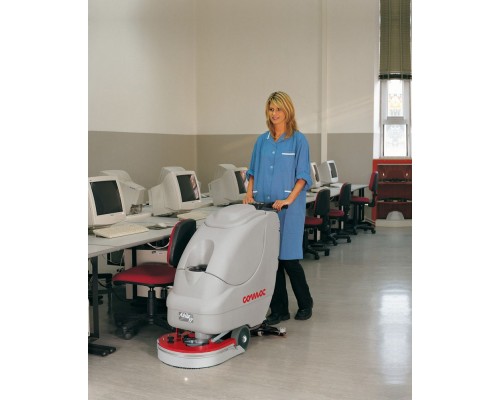 Підлогомийна машина Comac Abila 20 B