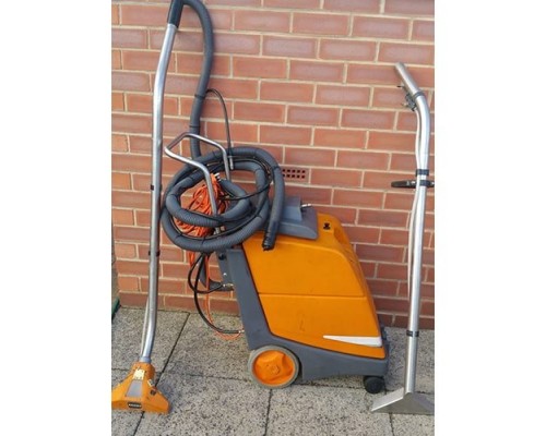 Миючий пилосос TASKI aquamat 20