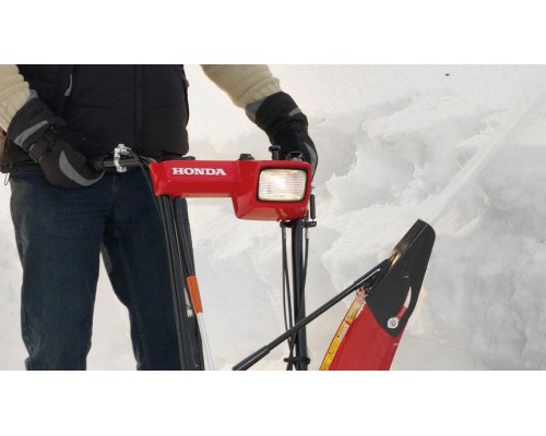 Бензиновый снегоуборщик HONDA HSS 655 ET1D