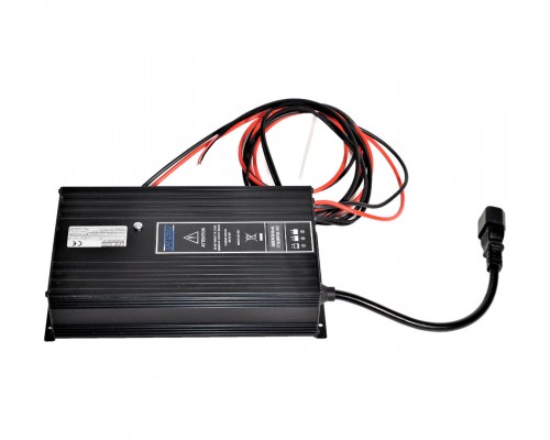 Бортовое зарядное устройство LAVOR (24 В, 20 А)