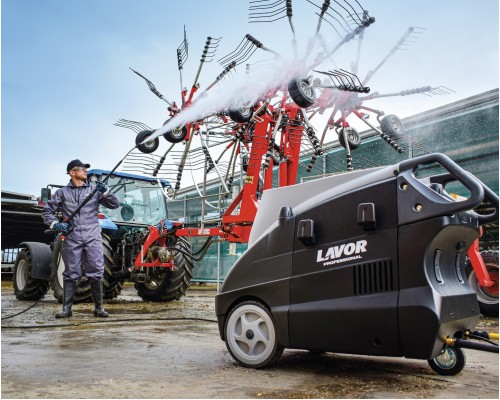 Аппарат высокого давления с подогревом воды LAVOR HTR 2021 LP