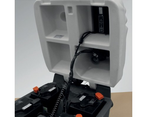 Поломоечная машина с рулевым колесом LAVOR Comfort XS-R1 75 Up (с ЗУ)