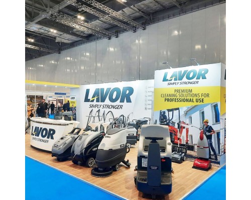 Поломоечная машина LAVOR Free Evo 50 B с зарядным устройством в комплекте