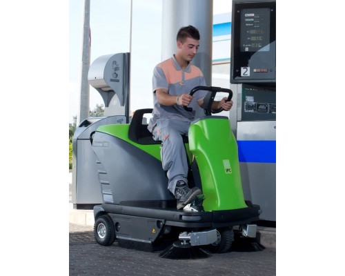 Підмітальна машина IPC Gansow 1050 E
