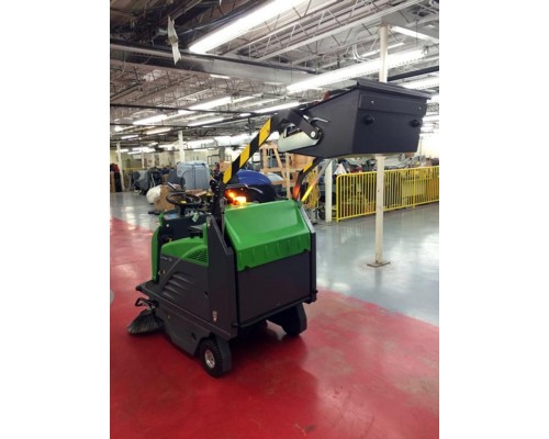 Подметальная машина IPC Gansow 1280 D с двигателем Yanmar L48N